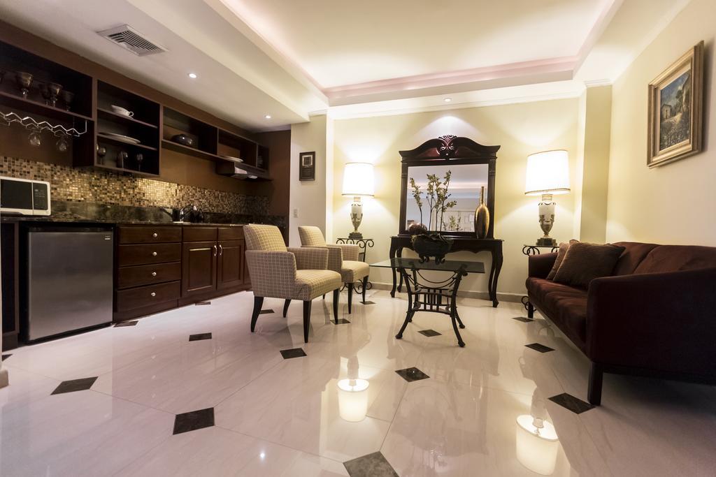 Altos De Fontana Hotell Managua Rom bilde