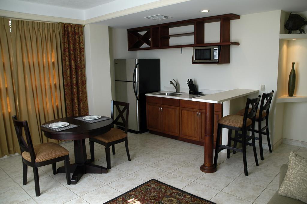 Altos De Fontana Hotell Managua Rom bilde